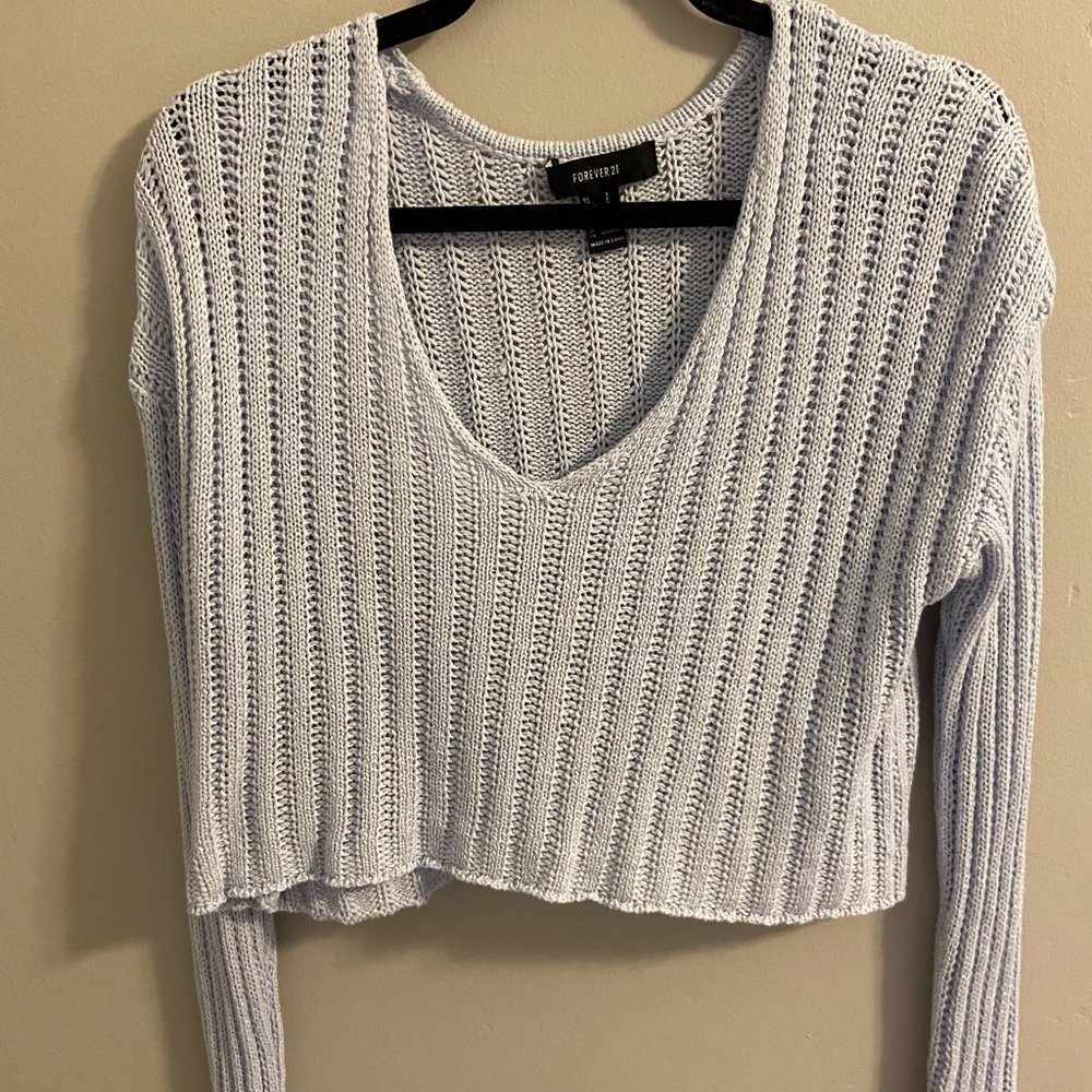 light blue forever 21 cropped sweater